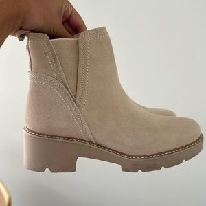 Naturalizer rain boots